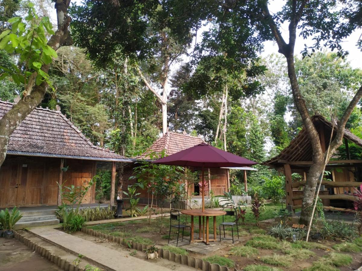 Omah Kayu Jagalan Hotel Magelang Luaran gambar